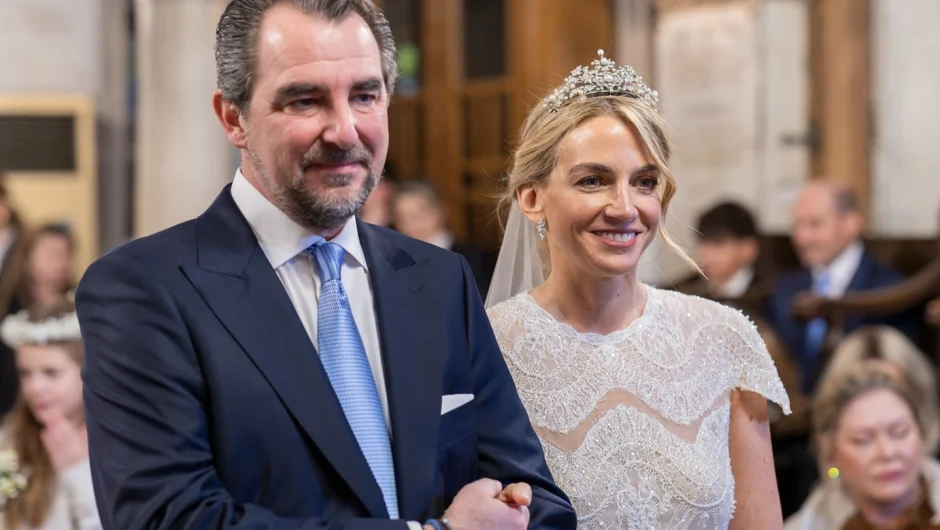 Οι επίσημες φωτογραφίες από τον γάμο του Νικόλαου Ντε Γκρες και της Χρυσής Βαρδινογιάννη – Η ανακοίνωση της οικογένειας
