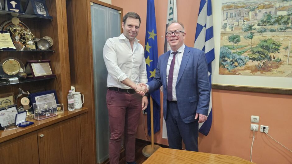 Επιμελητήριο Λάρισας: Ο Στέφανος Κασσελάκης στο πλευρό των Λαρισαίων μικρομεσαίων επιχειρήσεων (φωτο)