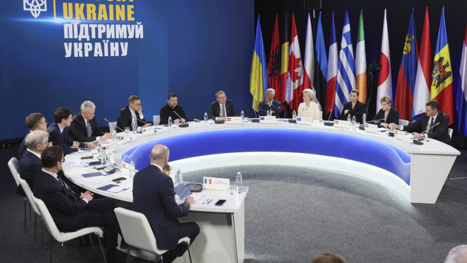 Λονδίνο: Έκτακτη σύνοδος 15 ηγετών για Oυκρανία και αναβάθμιση ευρωπαϊκής άμυνας – «Πόρτα» στον Μητσοτάκη