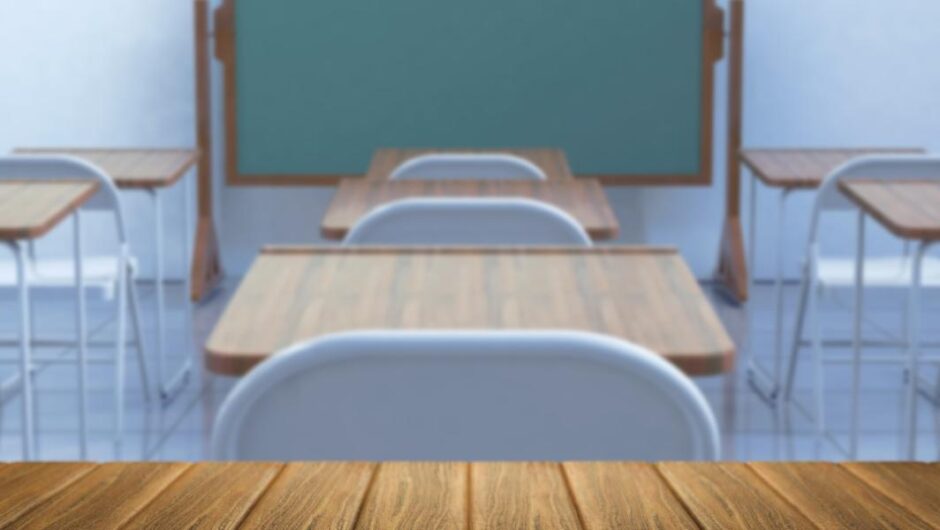 «Δωρεάν» παιδεία / Στα φροντιστήρια τα ελληνικά νοικοκυριά αναστενάζουν – Δαπάνησαν 614 εκατ. ευρώ το 2023