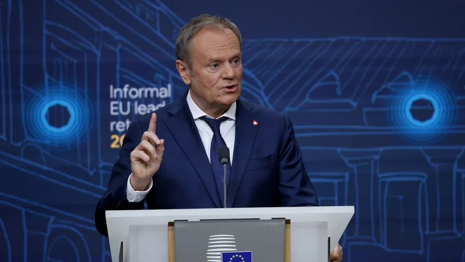 Τουσκ: «500 εκατομμύρια Ευρωπαίοι ζητούν από 300 εκατομμύρια Αμερικανούς να τους προστατεύσουν από 140 εκατομμύρια Ρώσους»