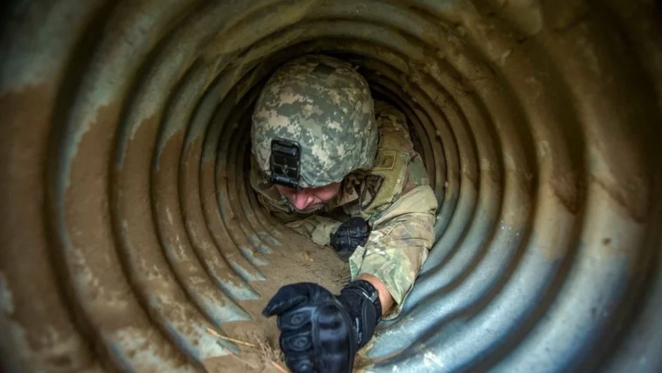 Παγιδευμένοι στο Κουρσκ 15.000 Ουκρανοί στρατιώτες – Οι Ρώσοι βρέθηκαν στα νώτα τους μέσω παροπλισμένου αγωγού φυσικού αερίου