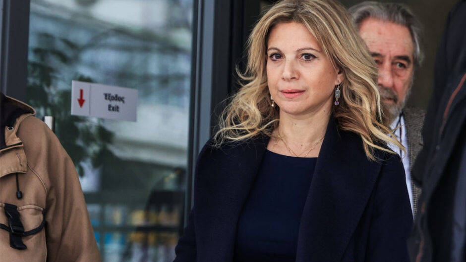 Βουλή: Αρνήθηκαν να παραλάβουν εξώδικη διαμαρτυρία της Μαρίας Καρυστιανού