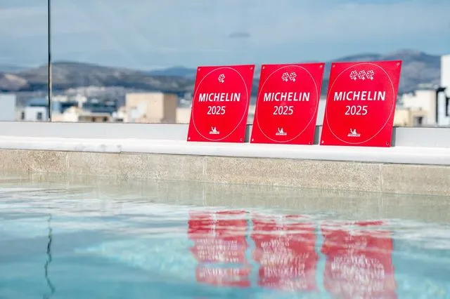 Αυτά είναι τα 68 ξενοδοχεία στην Ελλάδα που έδωσε “κλειδιά” η Michelin