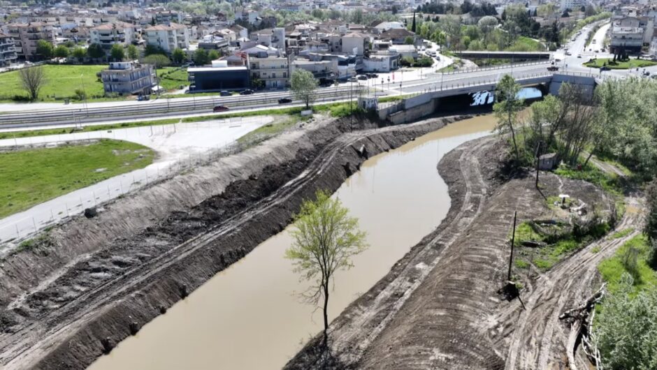 Λίφτινγκ στην κοίτη του Πηνειού μέσα στη Λάρισα – Δείτε το εντυπωσιακό βίντεο από ψηλά