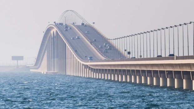 King Fahd Causeway: Ο δρόμος με τις 5 γέφυρες και τα 7 τεχνητά νησιά