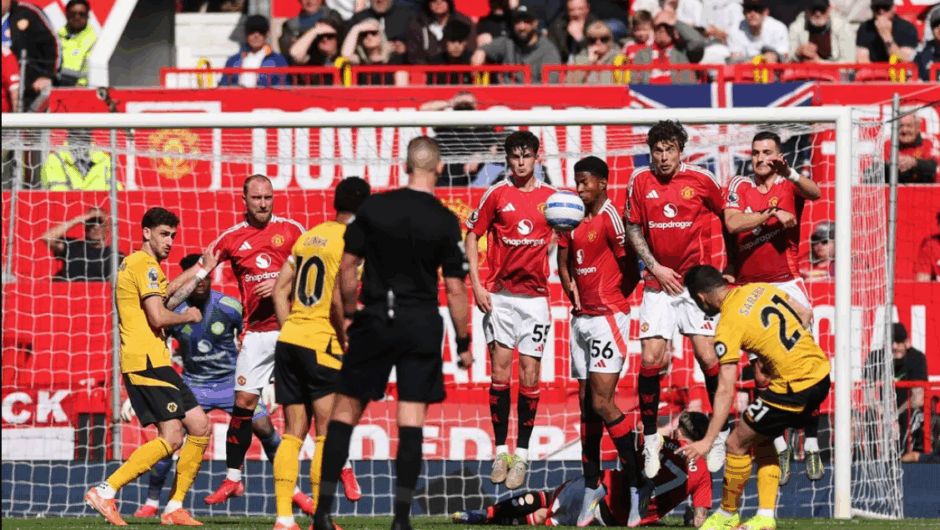 Ήττα – σοκ για την Μάντσεστερ Γιουνάιτεντ (0-1), «διπλά» για Άρσεναλ (4-0) και Τσέλσι (2-1)