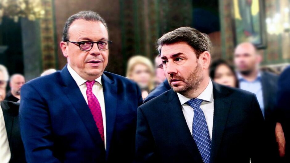 Και ο γάιδαρος βόσκει ανέμελος