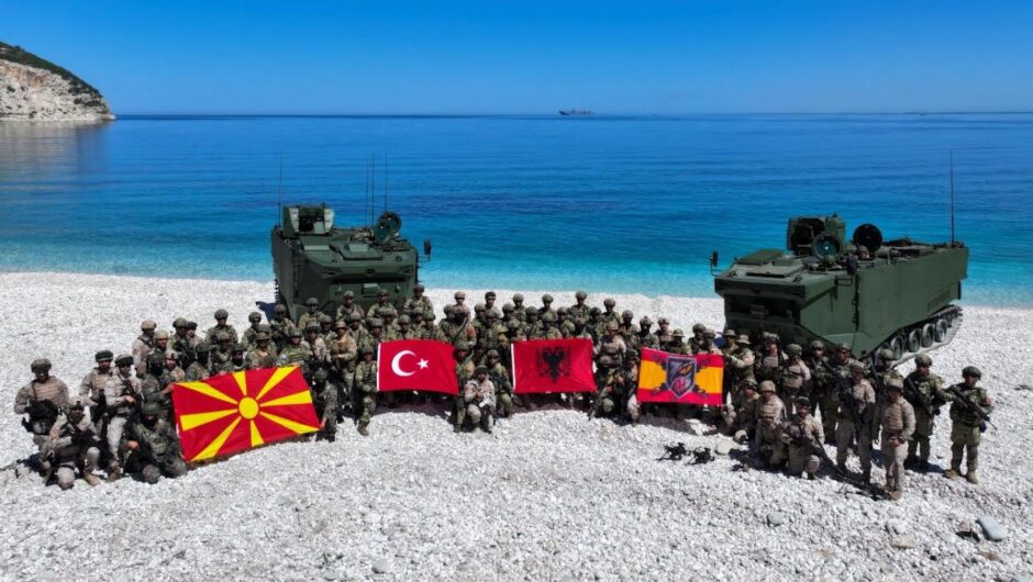 Η Τουρκία περικυκλώνει την Ελλάδα στα Βαλκάνια
