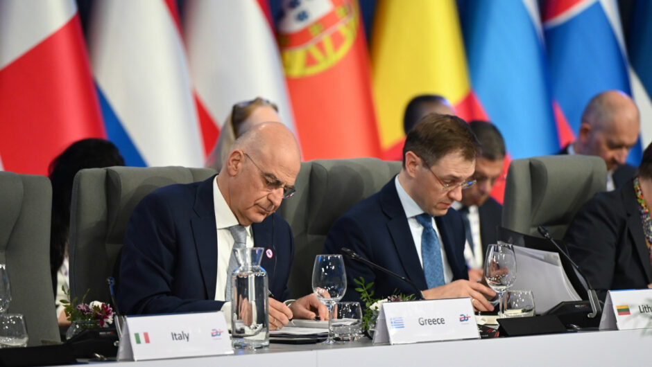 Δένδιας προς Βρυξέλλες: Δεν μπορεί να συμμετέχουν στην ευρωπαϊκή άμυνα χώρες που απειλούν μέλη της ΕΕ