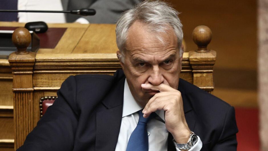 Κλίνατε…δεξιότερα: Σκληρές διατάξεις για τους μετανάστες προαναγγέλλει ο Βορίδης – Τι λέει για τις απελάσεις από Γερμανία