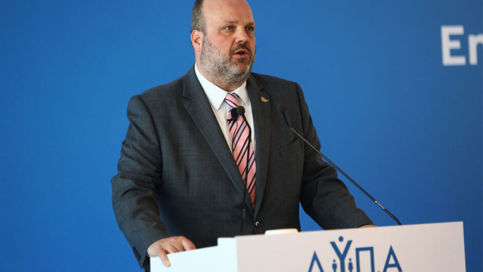 Ζητείται ισολογισμός… από το 2010 για τη ΔΥΠΑ