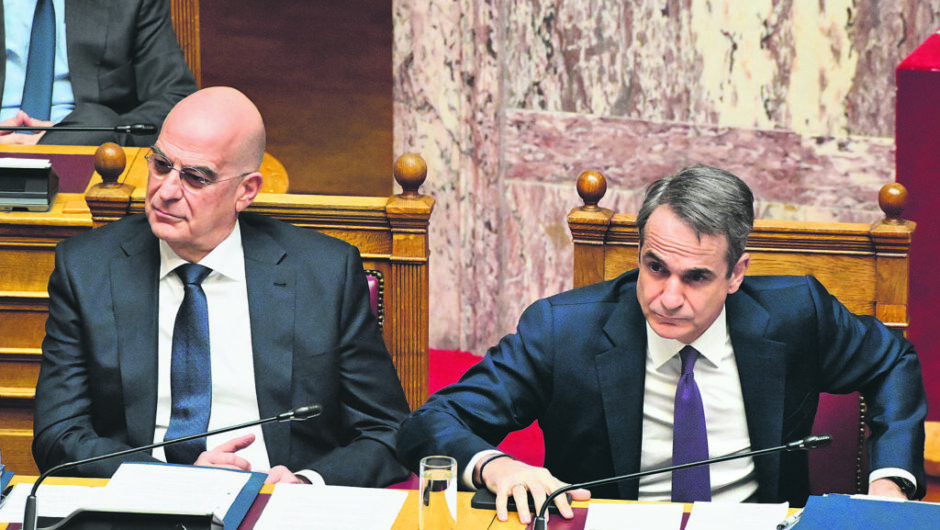 Μπρα ντε φερ Μητσοτάκη με δελφίνους: Με μακιαβελικές τακτικές ρίχνει το γάντι στους επίδοξους διαδόχους