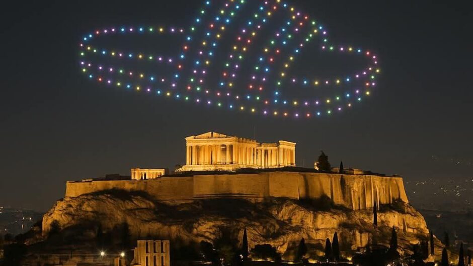 Τίποτα δεν μπορεί να αποκλειστεί, ούτε δυο τρένα να κινούνται αντίθετα στην ίδια γραμμή, ούτε η Ακρόπολη να «τσαλαπατηθεί», έτσι κατάντησαν την πολιτική