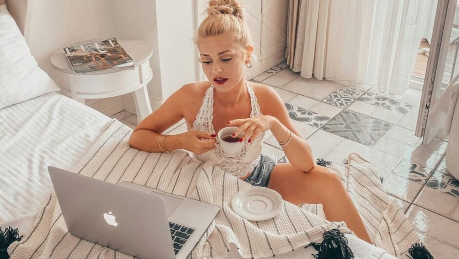 Τι είναι το flaking που έχει γίνει viral, μπορεί να καταστρέψει τις σχέσεις και μάλλον το έχεις κάνει;