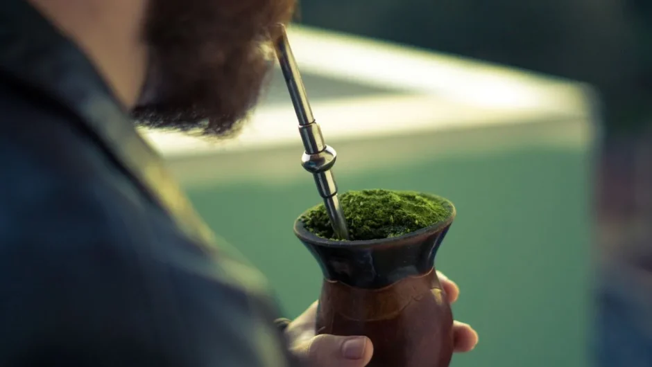 Το ρόφημα που “καίει” λίπος, όπως το χάπι αδυνατίσματος