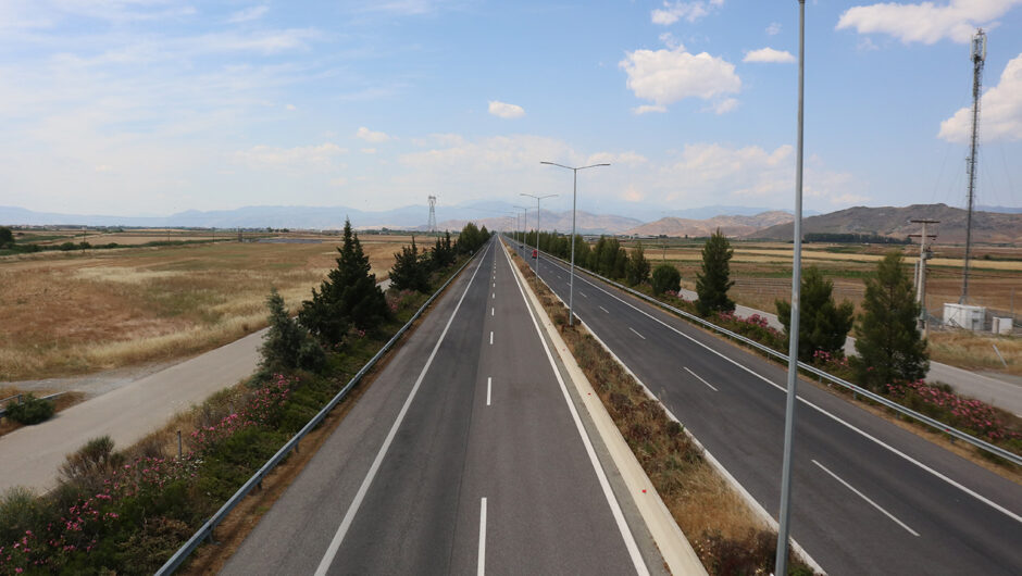 Έβαλαν 4 νέα ραντάρ ταχύτητας στην εθνική οδό Αθηνών-Λαμίας – Σε ποιο σημείο;