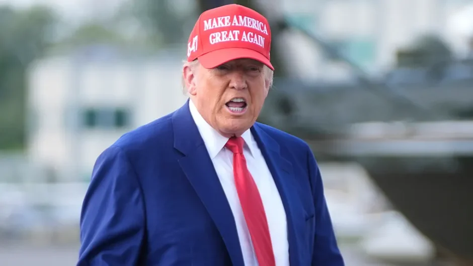 Τζάμπα MAGA(Σ)