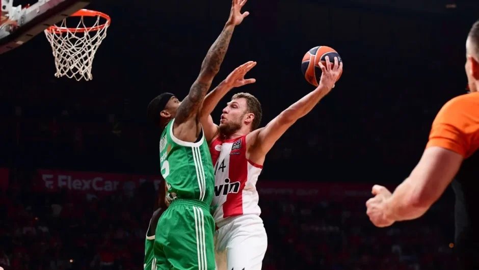 EuroLeague: Αυτές είναι οι 10 καλύτερες ασίστ της χρονιάς, στην 8η θέση η τρελή πάσα του Βεζένκοβ στον Παπανικολαου