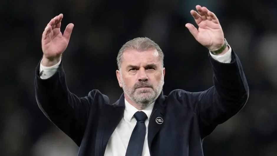 Εξοργισμένοι οι παίκτες της Τότεναμ για το διαζύγιο με Ποστέκογλου, απειλούν με αποχώρηση