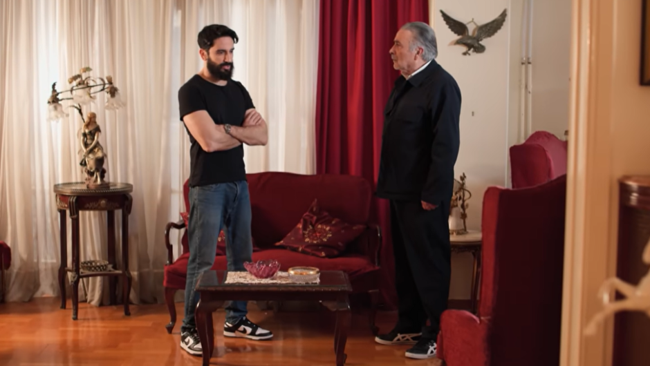 «Πήγα να δω τον πατέρα μου» – Λαζόπουλος και Ατζαράκης χάρισαν το νέο viral βίντεο
