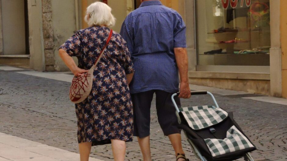 Δημογραφικό: Μια… βραδυφλεγής βόμβα στα θεμέλια της οικονομίας