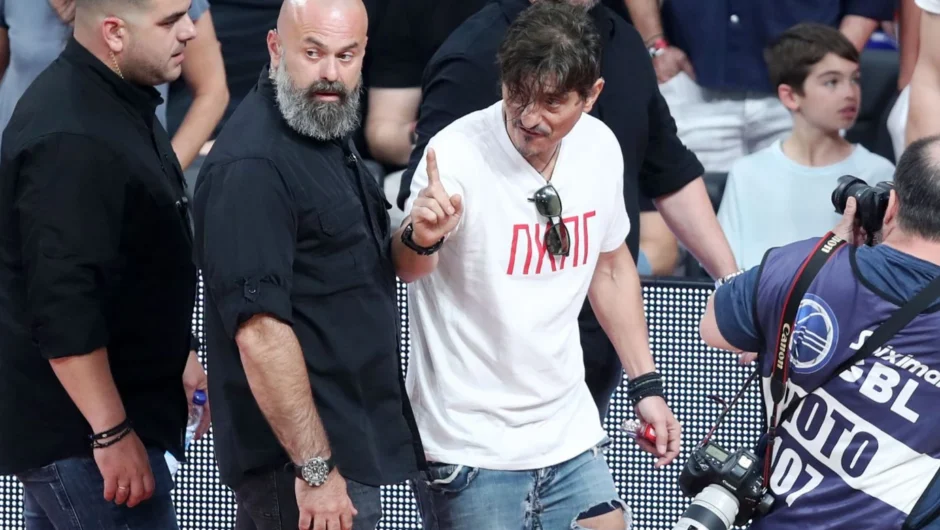 Αναβάλλεται ο τρίτος τελικός Παναθηναϊκού-Ολυμπιακού μετά από όσα έγιναν στο ΣΕΦ – Στο τραπέζι και η διακοπή του πρωταθλήματος