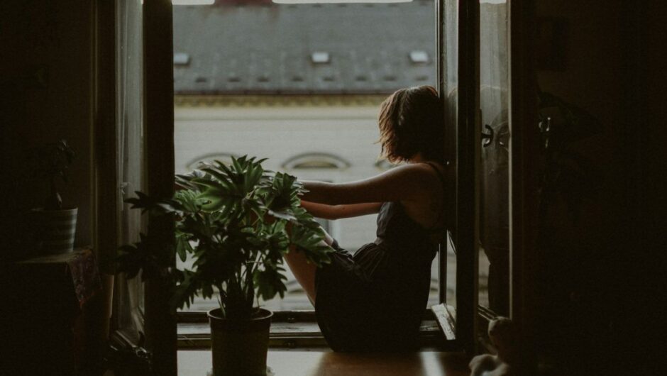 Δέκα φράσεις που λέμε και αποκαλύπτουν ότι είμαστε δυστυχισμένοι