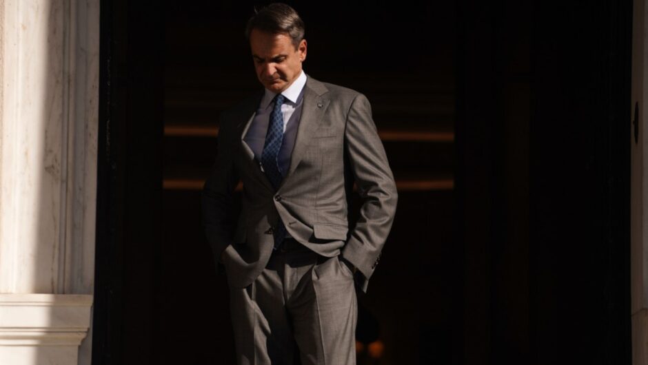 Με την πλάτη στον τοίχο η κυβέρνηση, αναζητά εναγωνίως το damage control