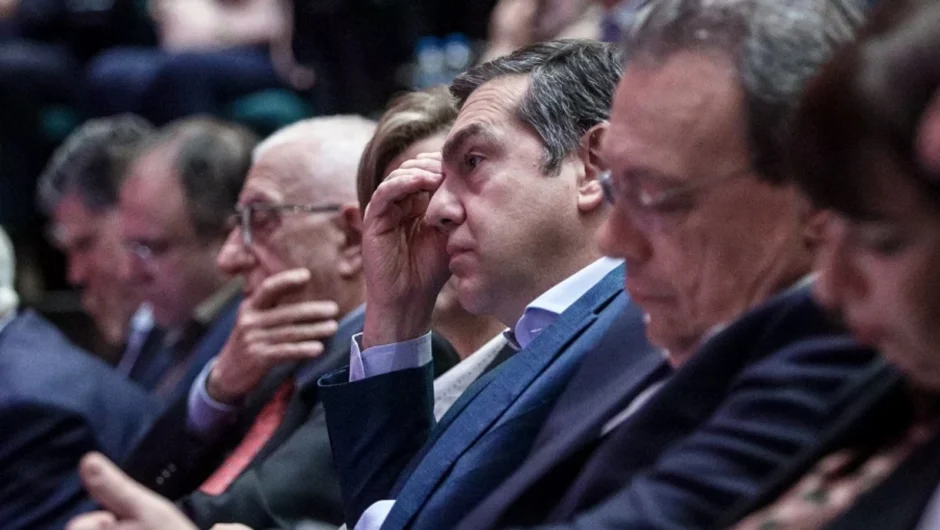 Το ενιαίο ψηφοδέλτιο της Κεντροαριστεράς βρίσκει εκφραστή ενώ ο ΣΥΡΙΖΑ καταρρέει – Τι γύρευε ο Βελόπουλος στο Άγιο Όρος;