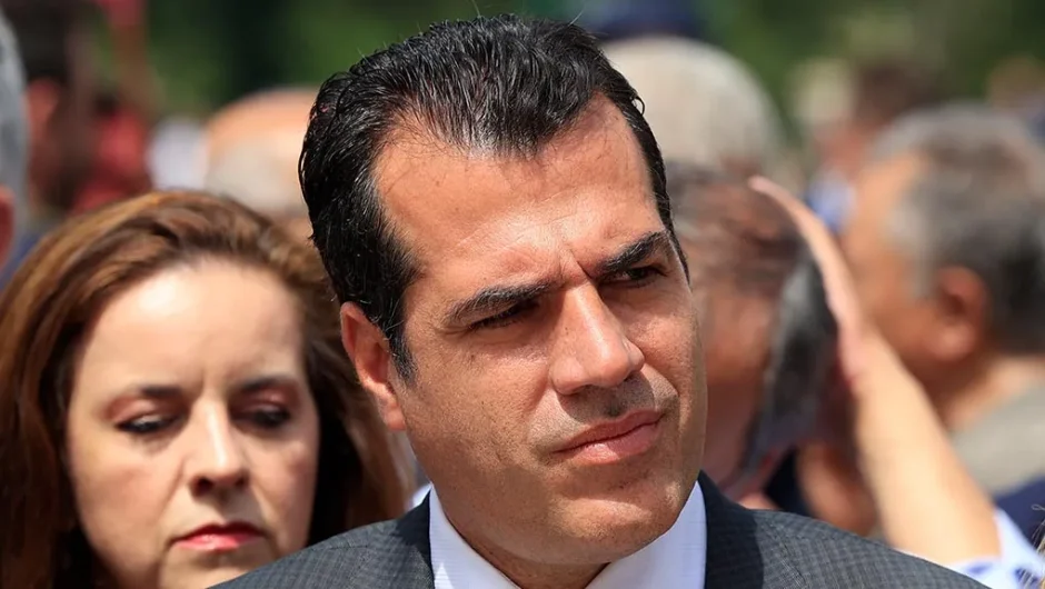 Η απελπισία είναι ανίκητη