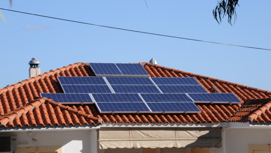 Φωτοβολταϊκά: 10+1 μυστικά για φθηνό ηλεκτρικό ρεύμα