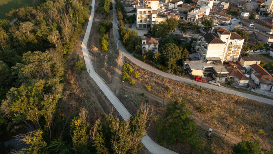 Λάρισα: «Μεγαλώνει» η βόλτα δίπλα από τον Πηνειό (φωτ.)