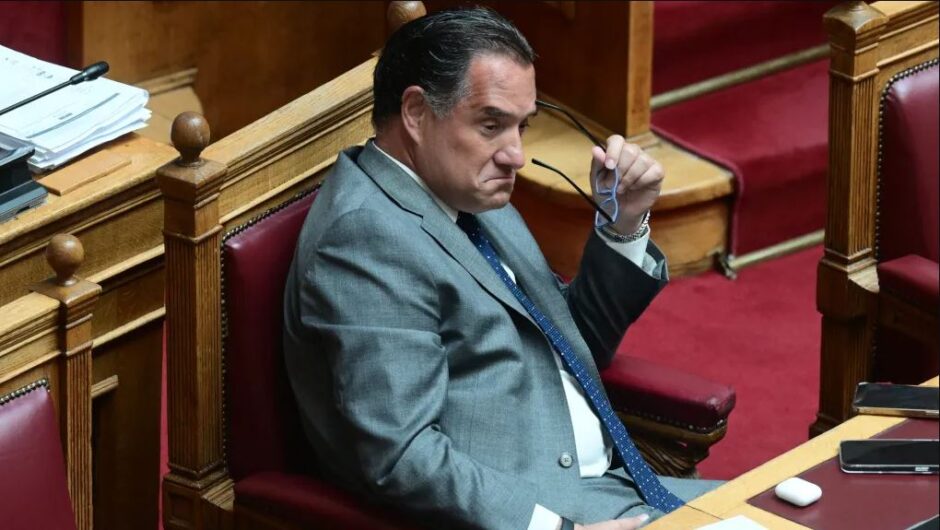 Η κοινοβουλευτική πλειοψηφία γίνεται λαϊκή ομηρία και αντιδημοκρατική αλητεία και για αυτό υπάρχουν και ηχητικά