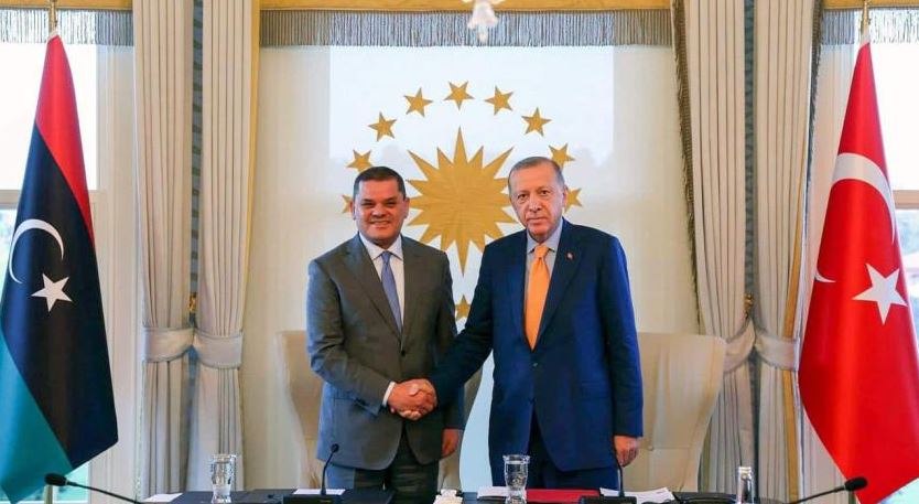Η Λιβύη υιοθετεί πλήρως τις θέσεις της Τουρκίας και αναλαμβάνει το ρόλο «προβοκάτορα» στην περιοχή