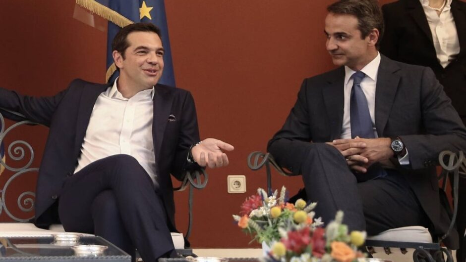 Ο Τσίπρας τον στριμώχνει, ο Μητσοτάκης «παγώνει» και «παζαρεύει» ζωές μεταναστών για να πιάσει χαμένες ψήφους ακροδεξιών