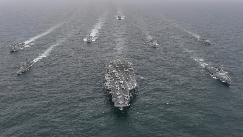 Η γεωστρατηγική σκακιέρα του Ειρηνικού: Η Κίνα «δείχνει τα δόντια της» και οι ΗΠΑ αναπτύσσουν «δολοφόνους αεροπλανοφόρων»