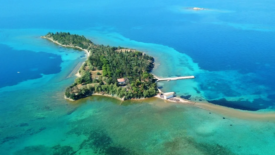 Σαν σήμερα 19 Ιουλίου: Όταν οι Beatles θέλησαν να αγοράσουν ένα μικρό νησί στην Ελλάδα σε σχήμα κιθάρας