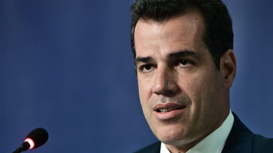 Οι διαφορές µε τον Πλεύρη