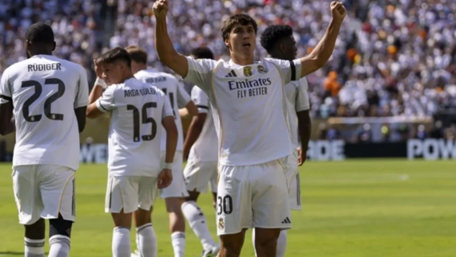 Ρεάλ Μαδρίτης – Ντόρτμουντ 3-2: Γλίτωσε σε φινάλε-θρίλερ και τώρα ντέρμπι με Παρί στους «4»