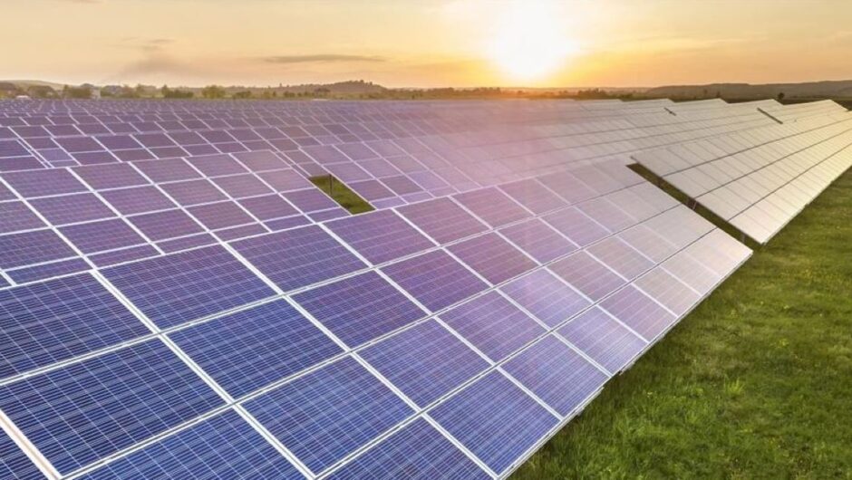 Φωτοβολταϊκά στις πολυκατοικίες: Τα νέα μυστικά που πρέπει να γνωρίζετε για φθηνό ρεύμα