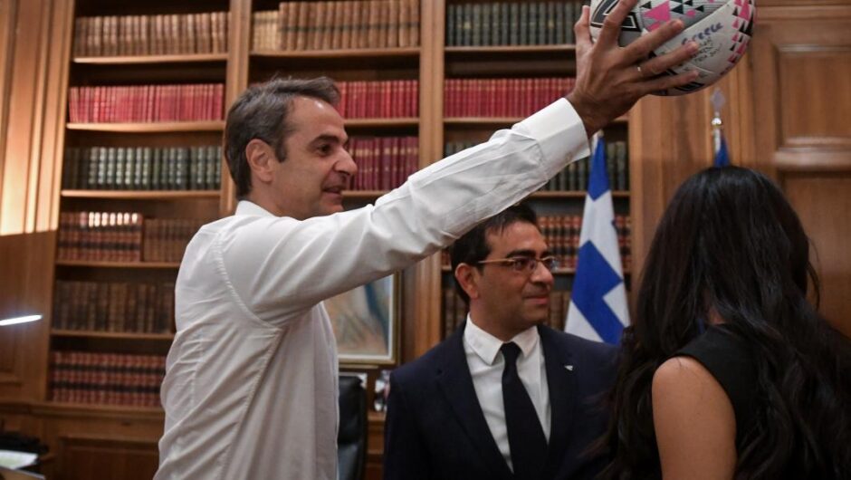 Κυριάκος Μητσοτάκης / Ο φόβος του τερματοφύλακα πριν από το πέναλτι