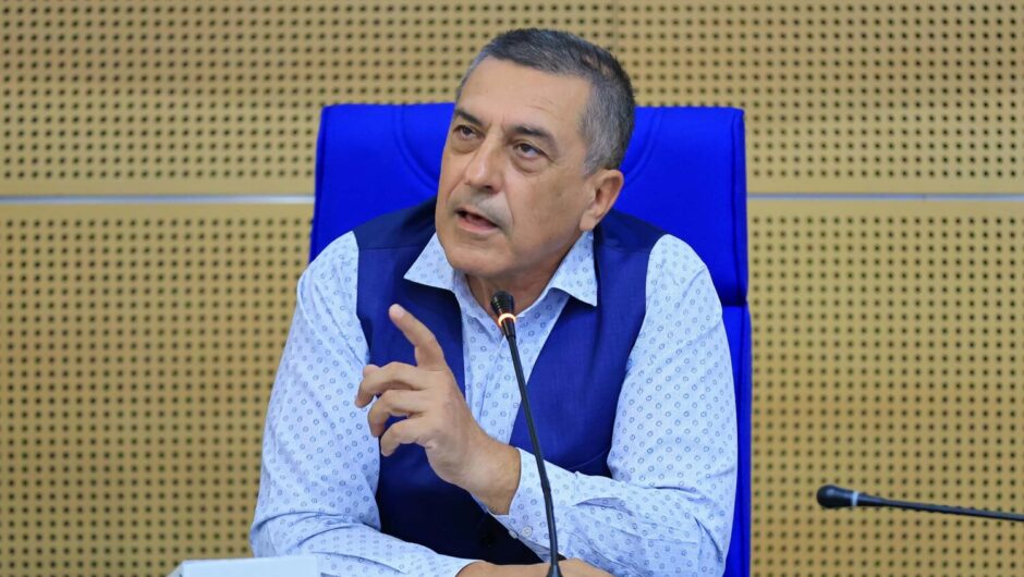 Κουρέτας: Αυτοί είναι για φτύσιμο…