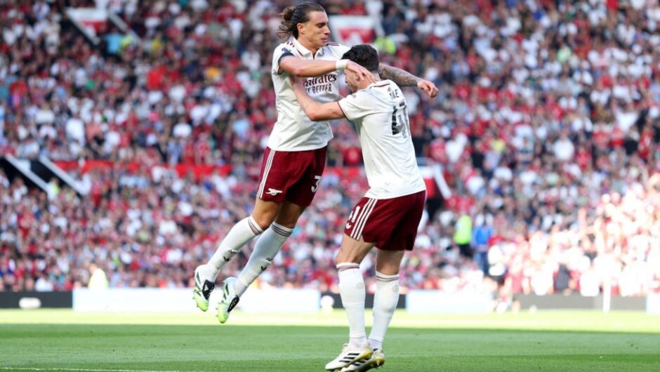 Μάντσεστερ Γιουνάιτεντ – Άρσεναλ 0-1: Η μία το τρίποντο, η άλλη τις εντυπώσεις