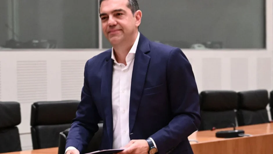 Είναι αρνητικός σε συνεργασία με Τσίπρα | Το πουλέν του Ανδρουλάκη στο Νότιο Τομέα | Η βουτιά στις πωλήσεις στο σουβλάκι