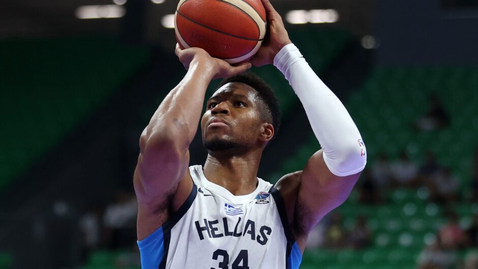 Ελλάδα – Ιταλία 75-66: Πρεμιέρα με νίκη για την Εθνική με σούπερ Γιάννη