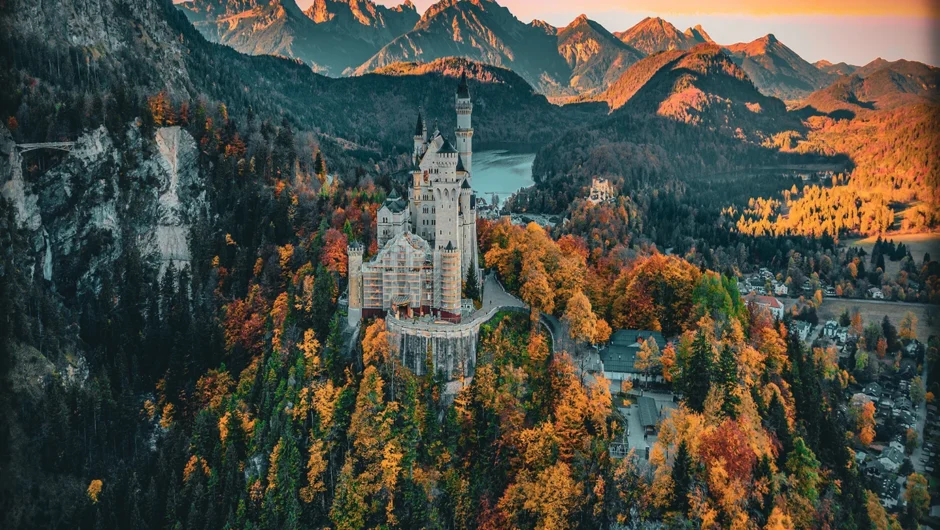 Πέντε από τα πιο εντυπωσιακά κάστρα στον κόσμο