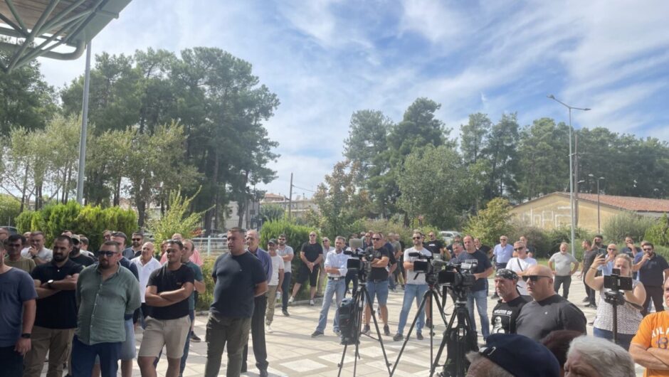 Ευλογιά των προβάτων: Στους δρόμους οι κτηνοτρόφοι στη Λάρισα – «Ελλιπή τα μέτρα – Σταματήστε τις θανατώσεις»