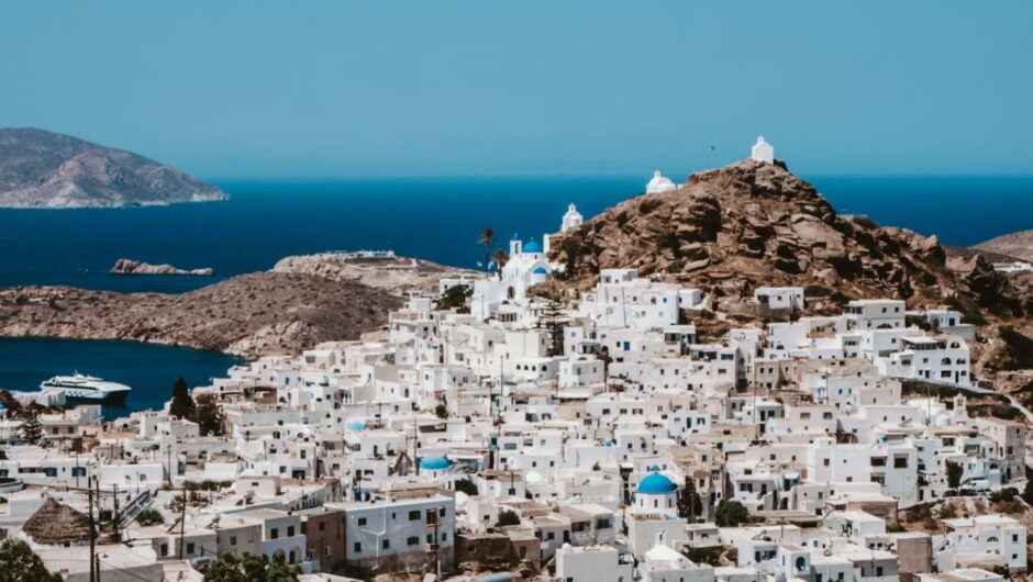 Γιατί η Ίος είναι στην κορυφή των ελληνικών προορισμών, με τα πιο γευστικά τυριά για τους Ολλανδούς