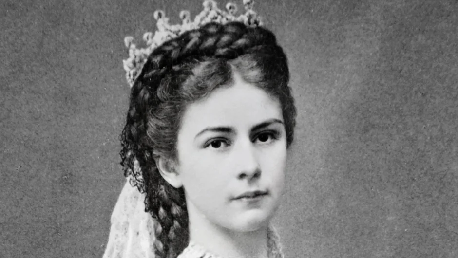 Σαν σήμερα 10 Σεπτεμβρίου: Η πριγκίπισσα Σίσσυ δολοφονείται στη Γενεύη